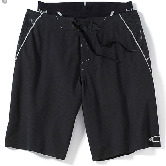 Oakley Blade 3 Boardshorts - Picture 2 of 8
